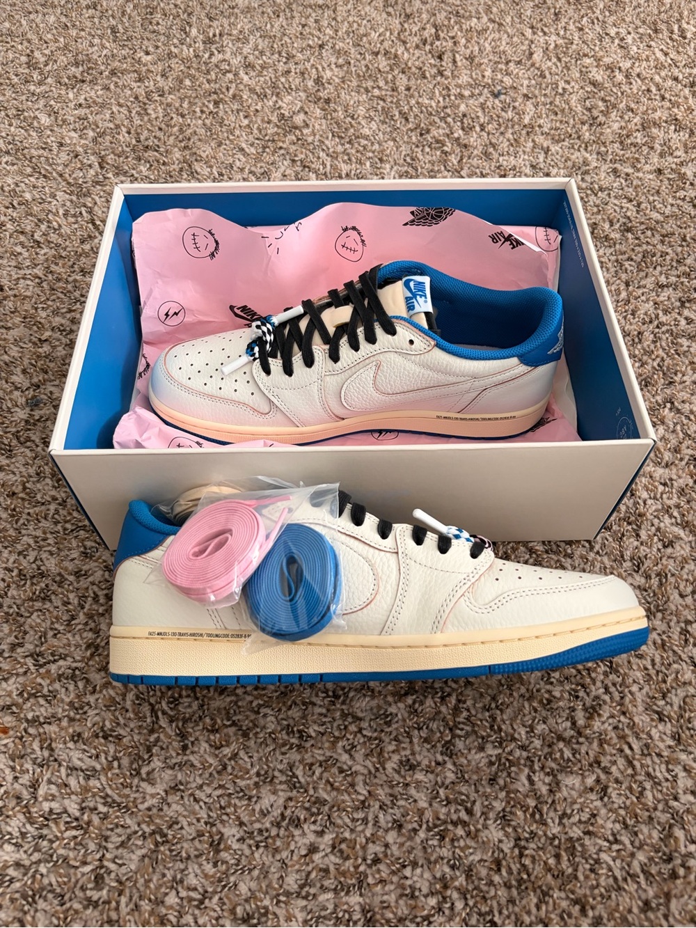 Travis Scott Jordan 1 Fragment Sail! Brand New Size 10.5!!